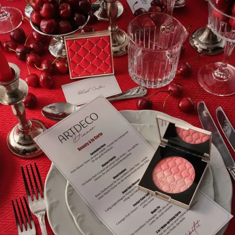 Artdeco Fard de Obraz Empowered & Desired Collection Blush Couture prezentare