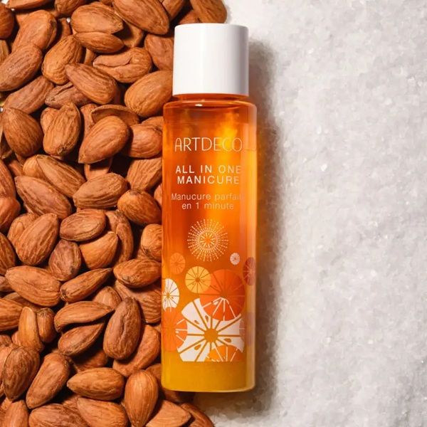 Artdeco Lotiune de Maini Exfolianta Nail Care All In One Manicure 130g 