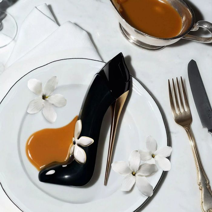 Carolina Herrera Good Girl Jasmine Absolute