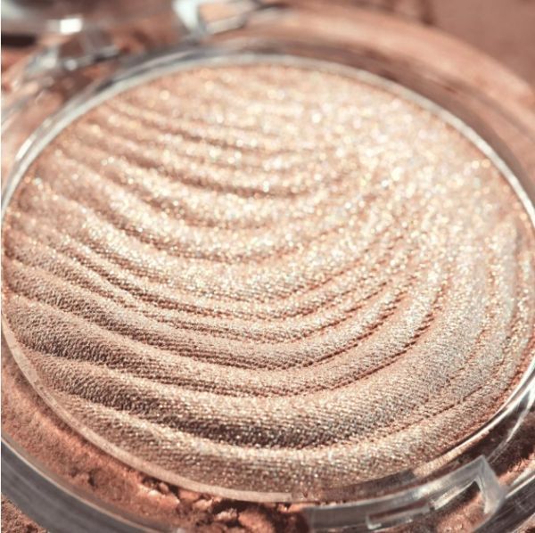 Catrice Iluminator Le Era of Senses Aura Glam Bouncy Highlighter 010 Moonlit Sand 6.4g
