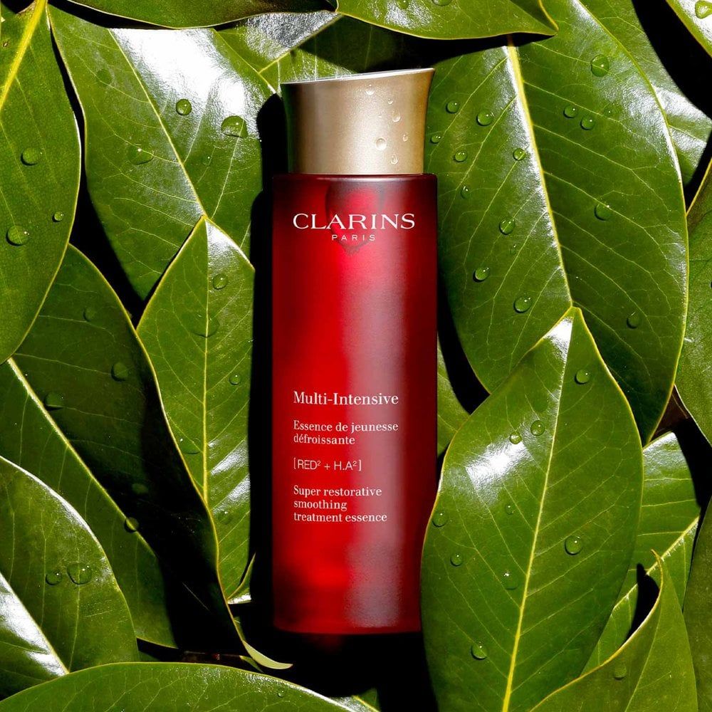 Clarins Super Restorative Smoothing Treatment Essence Emulsie antirid 200ml