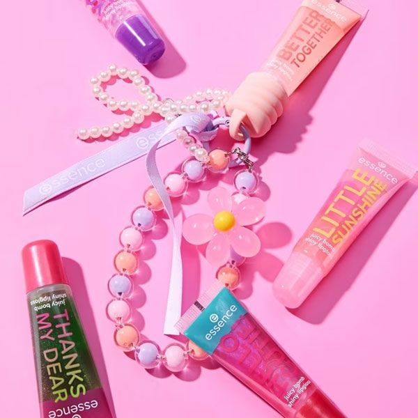Essence Accesoriu Luciu de Buze Say It With Juicy 01 Cap It Cute