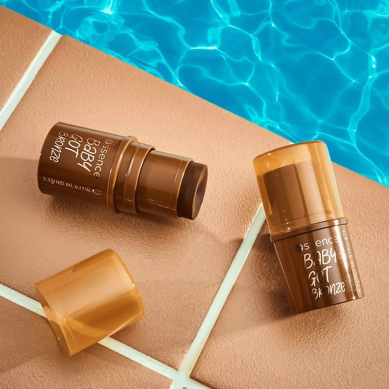 Essence Bronzer Stick Baby Got Bronze 40 Hazelnut Hug  5.5g 