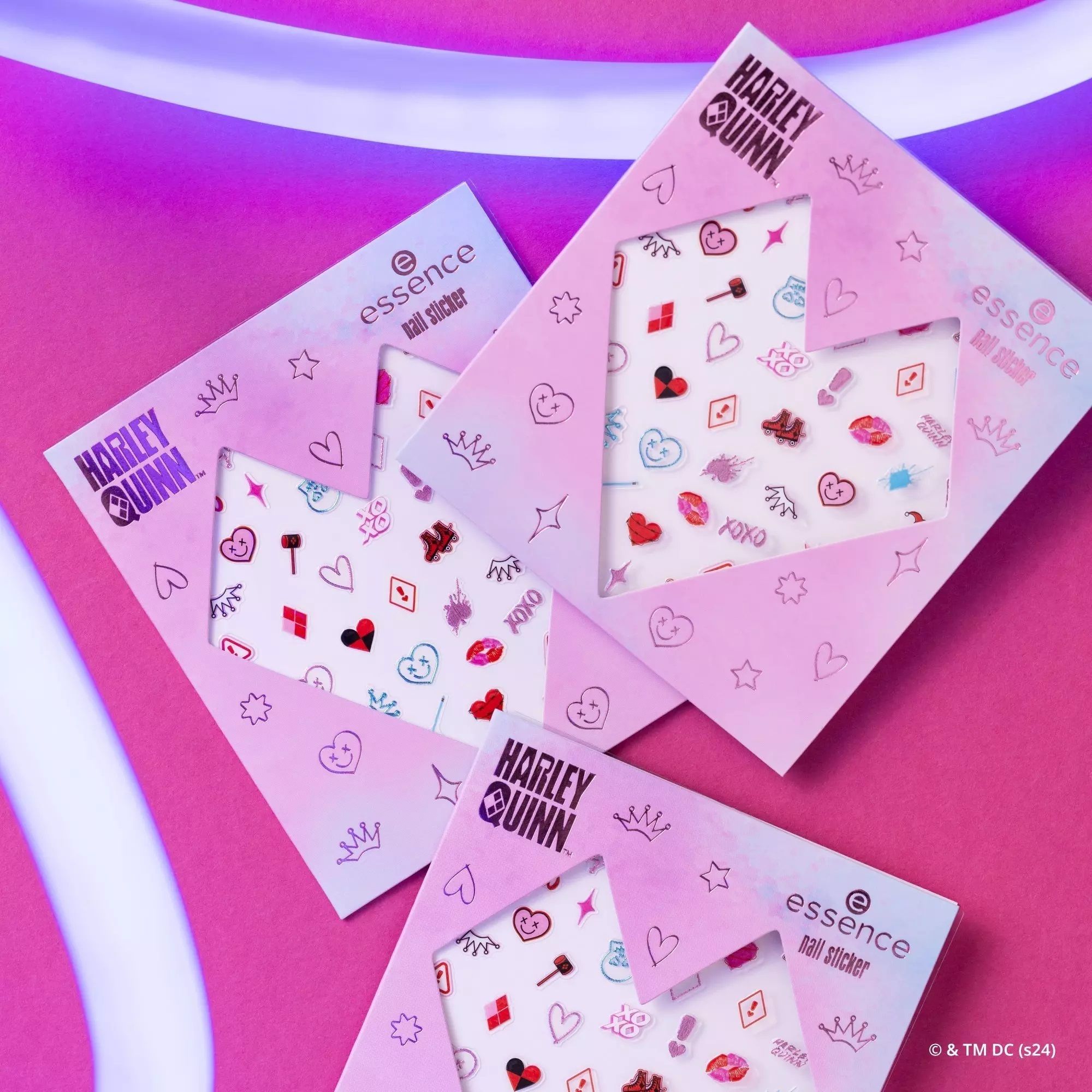 Essence Nail Art Harley Quinn Nail Sticker