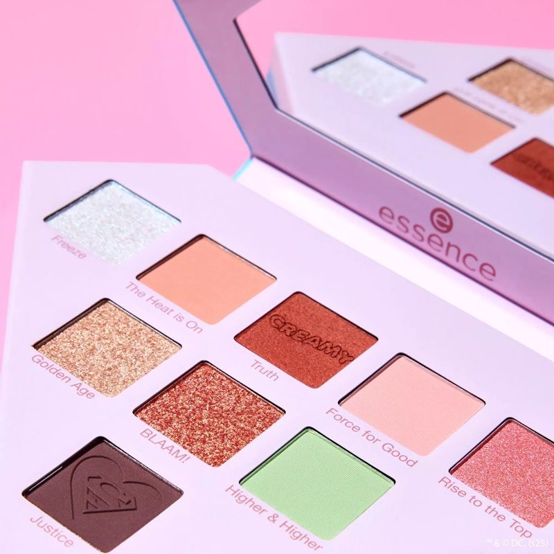 Essence Paleta fard de ochi Superman Eyeshadow Palette 02 Join the league 7g