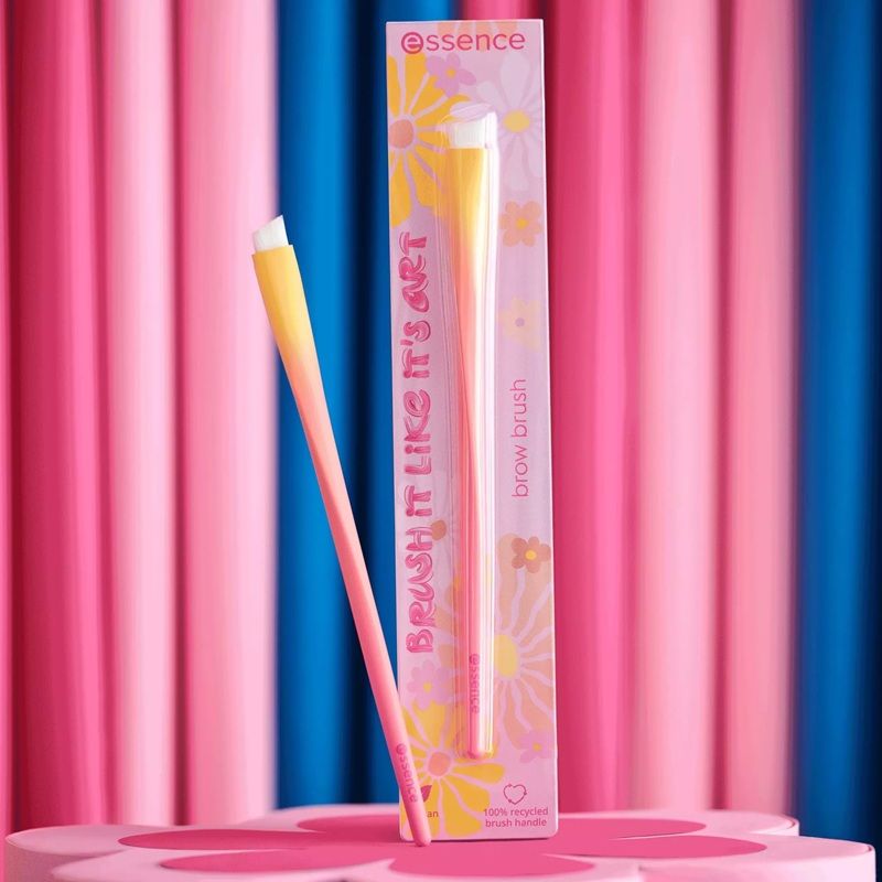 Essence Pensula Sprancene Brush It Like It's Art Brow Brush 01 Brows On Fleek Like A Masterpiece!