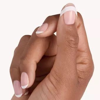 Essence Sabloane French Manicure Stencils 01 French Tips & Tricks s 