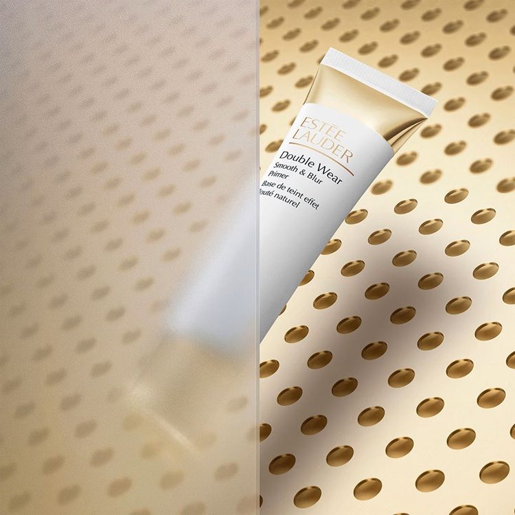 Estee Lauder Baza de machiaj Double Wear Smooth&Blur Primer netezire pori
