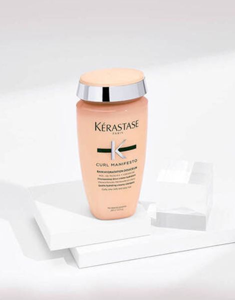 Kerastase Curl Manifesto Bain Hydratation Douceur Sampon Par Cret Spiralat 250ml prezentare