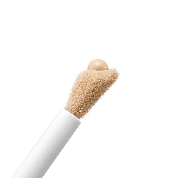Lancome Corector Teint Idole Ultra Wear Care&Glow Serum Concealer penson