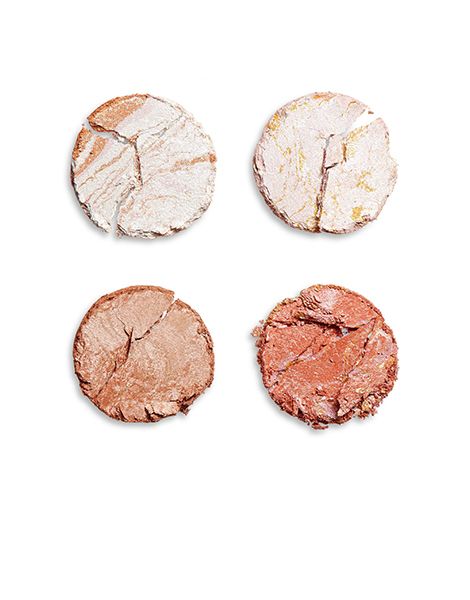 Makeup Revolution Paleta Iluminatoare Cheek Kit Take a Breather 8.8g textura
