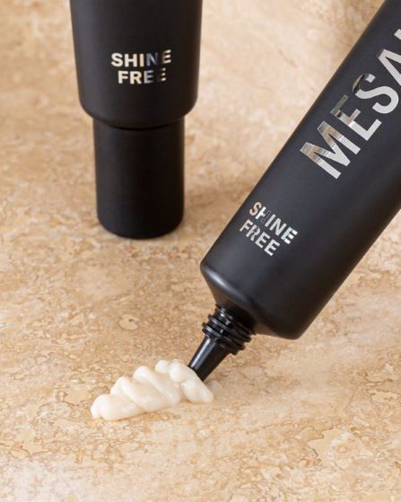 Mesauda Baza de machiaj Shine Free Primer textura