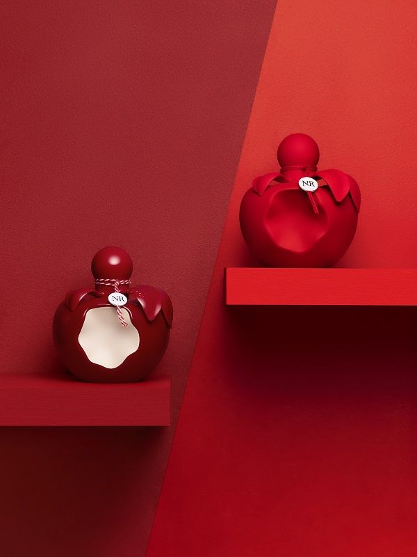 Nina Ricci Nina Rouge si Extra Rouge
