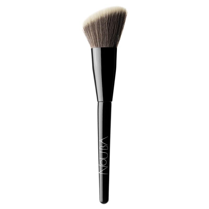 Nouba Pensula pentru Fard de Obraz Angled Brush