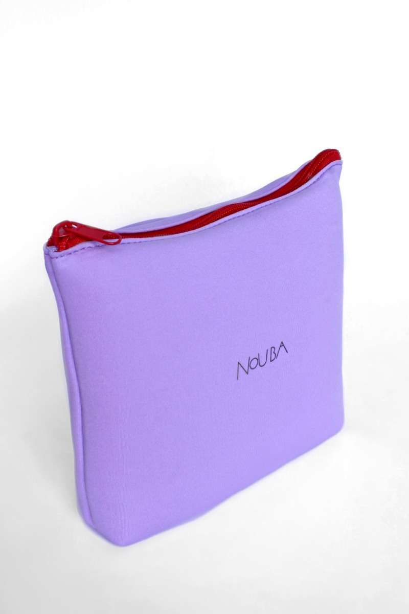 Nouba Trusa de machiaj 234 (Paleta fard + Ruj + Pudra + Fard obraz + Aplicatoare + Pouch)