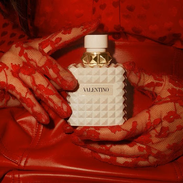 Valentino Donna Born In Roma Ivory
