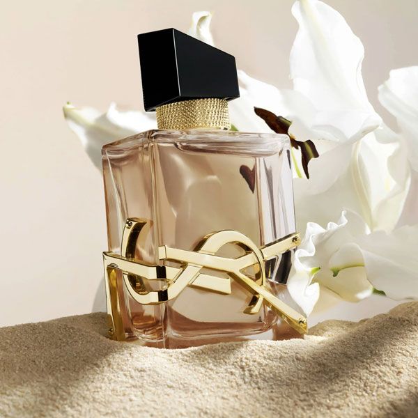 Yves Saint Laurent Libre Flowers&Flames Apa de Parfum pentru Femei 50ml Prezentare Parfum