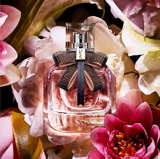 Yves Saint Laurent Mon Paris Lumiere Apa de toaleta 50ml