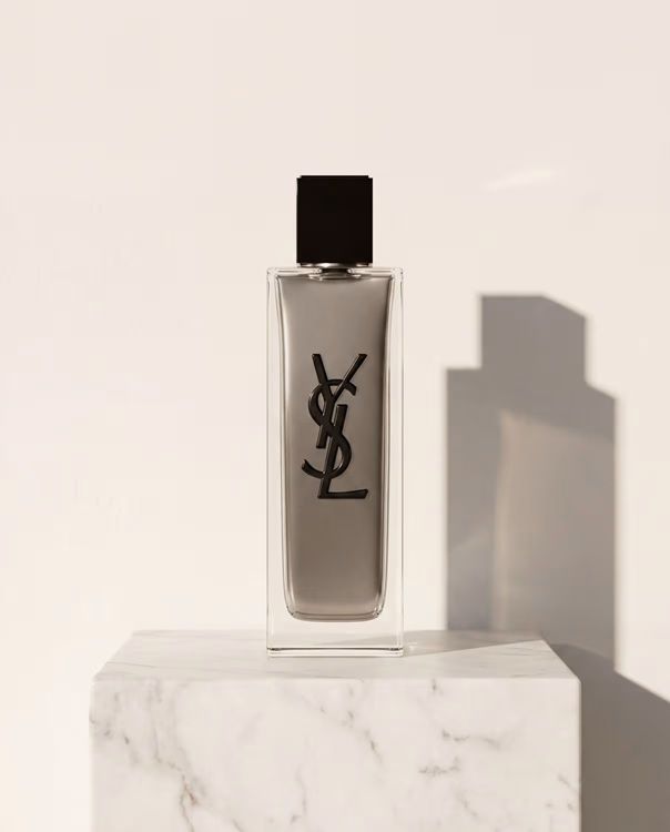 Yves Saint Laurent Myslf Intense Apa de toaleta prezentare